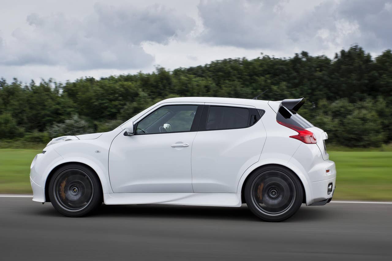 Nissan Juke-R No. 001 side view driving