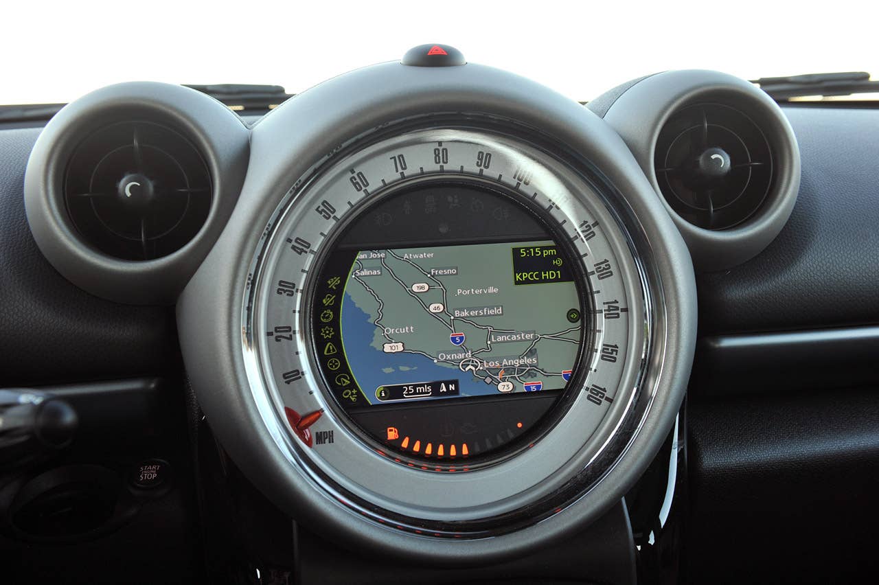 2011 Mini Countryman navigation system