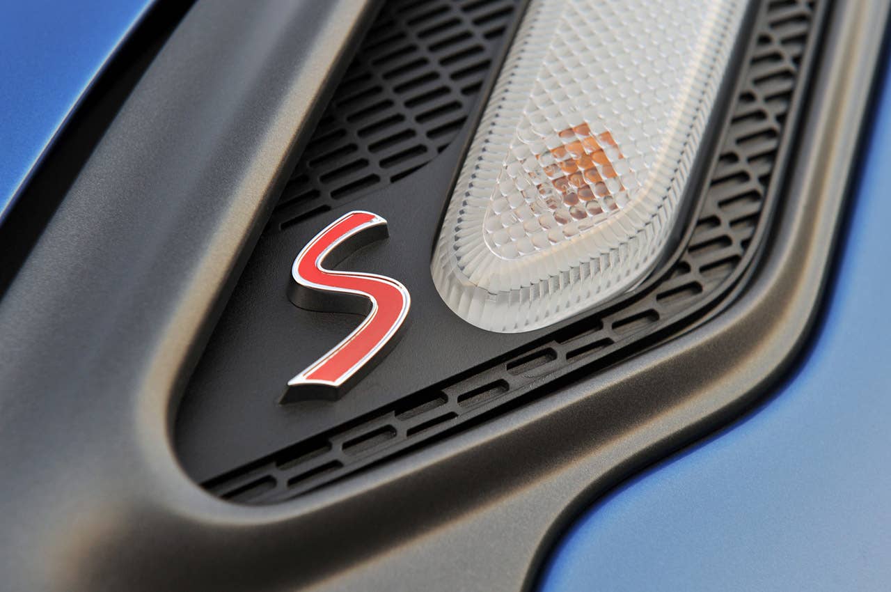 2011 Mini Countryman side marker