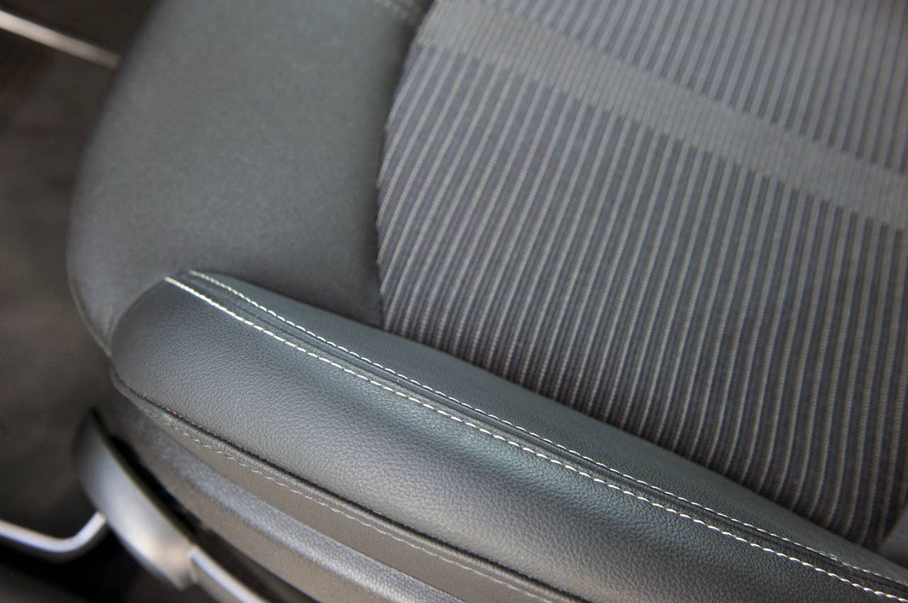 2011 Mini Countryman seat trim
