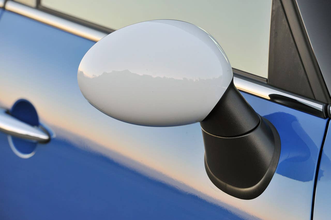 2011 Mini Countryman side mirror