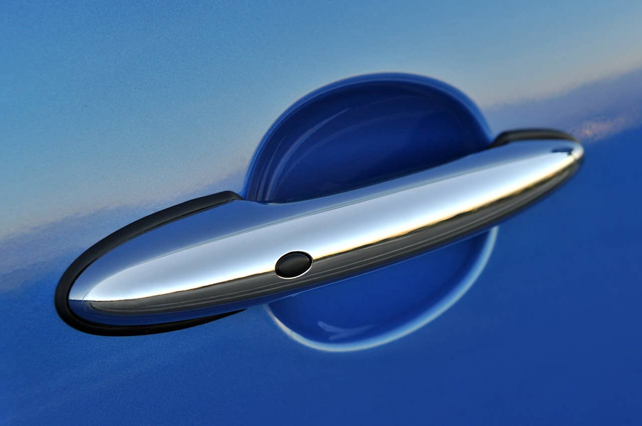 2011 Mini Countryman door handle