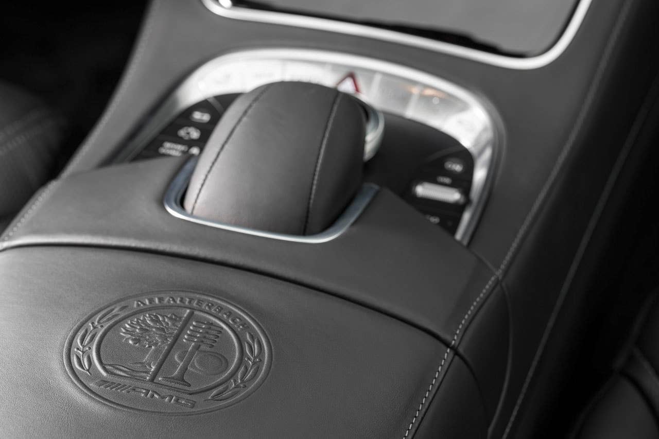 2014 Mercedes-Benz S63 AMG 4MATIC.