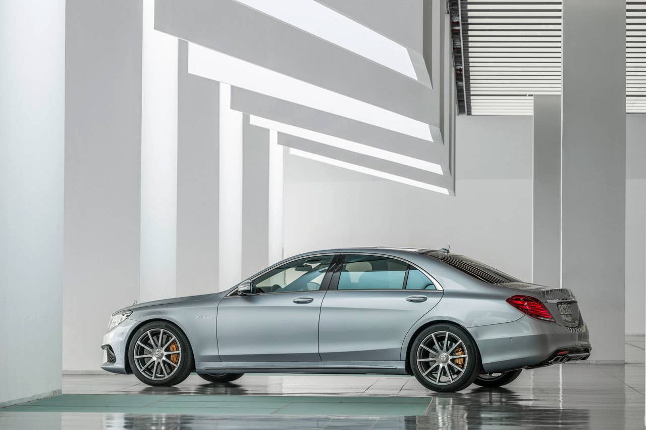 2014 Mercedes-Benz S63 AMG 4MATIC.
