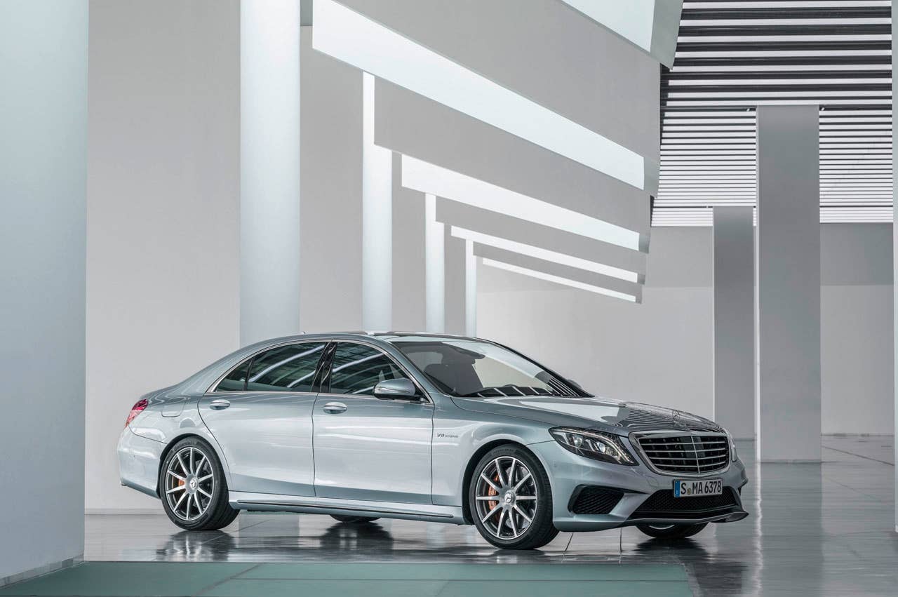 2014 Mercedes-Benz S63 AMG 4MATIC.