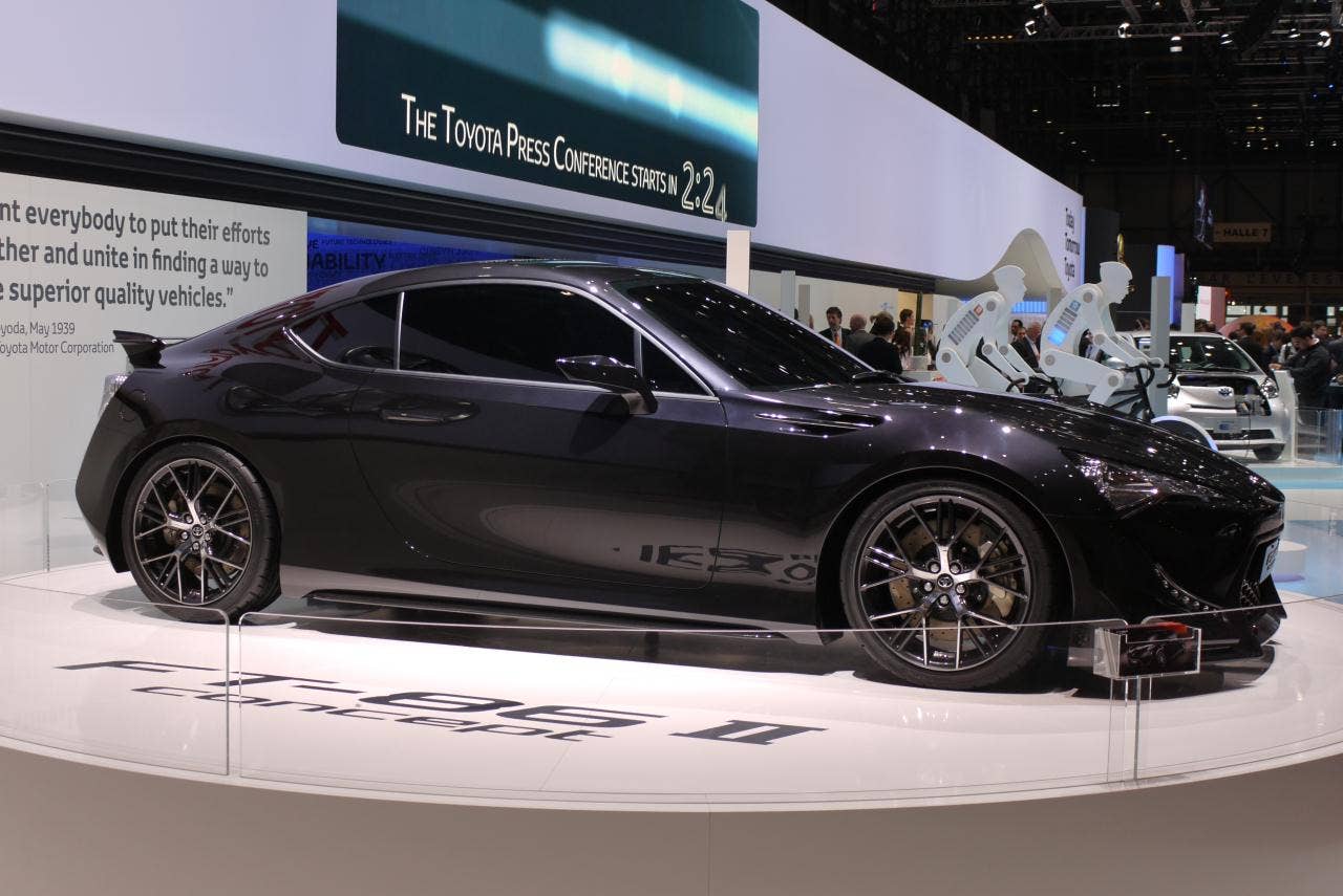 Toyota FT-86 II Concept: Geneva 2011