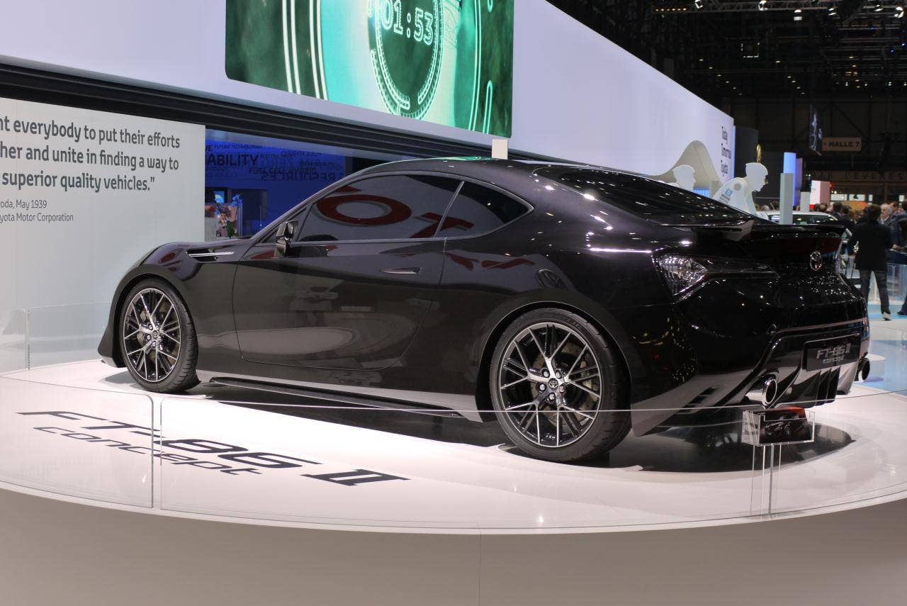 Toyota FT-86 II Concept: Geneva 2011