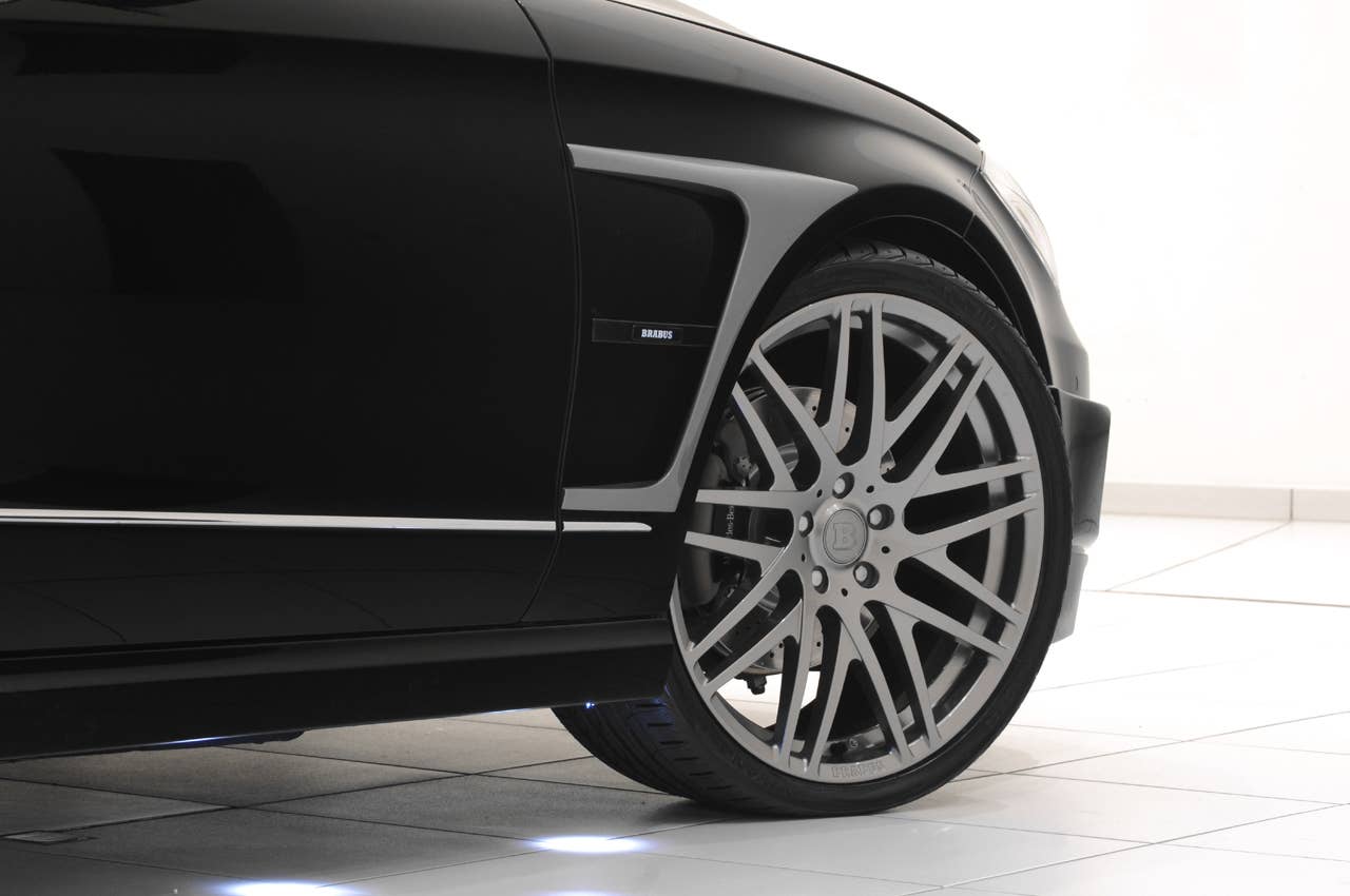2012 Brabus CLS fender