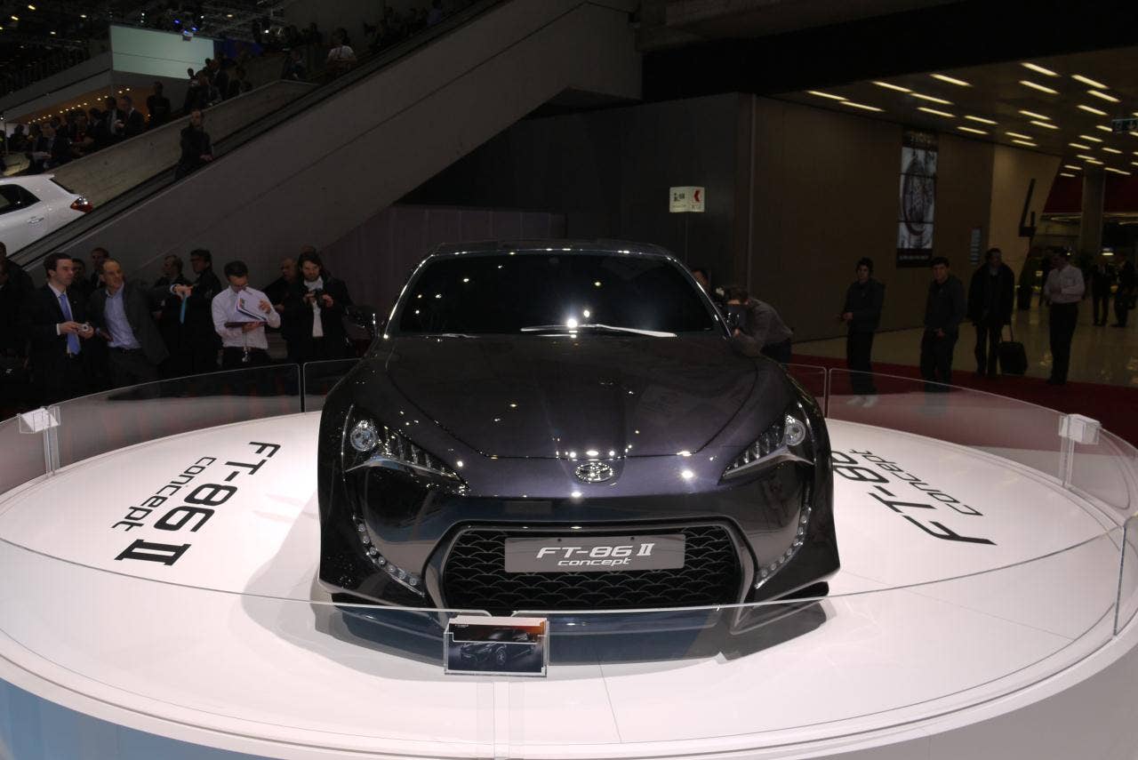 Toyota FT-86 II Concept: Geneva 2011