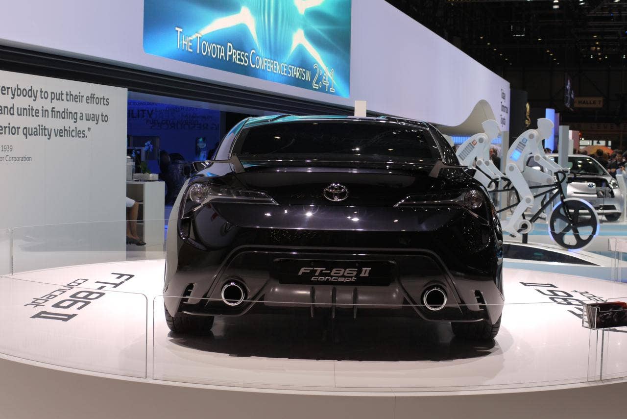 Toyota FT-86 II Concept: Geneva 2011