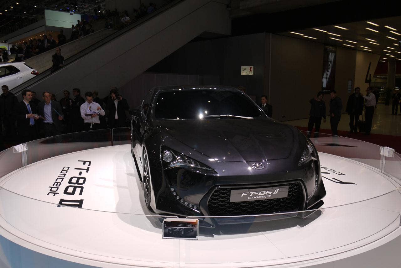 Toyota FT-86 II Concept: Geneva 2011