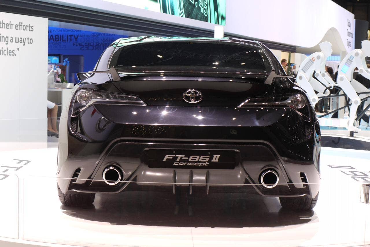 Toyota FT-86 II Concept: Geneva 2011