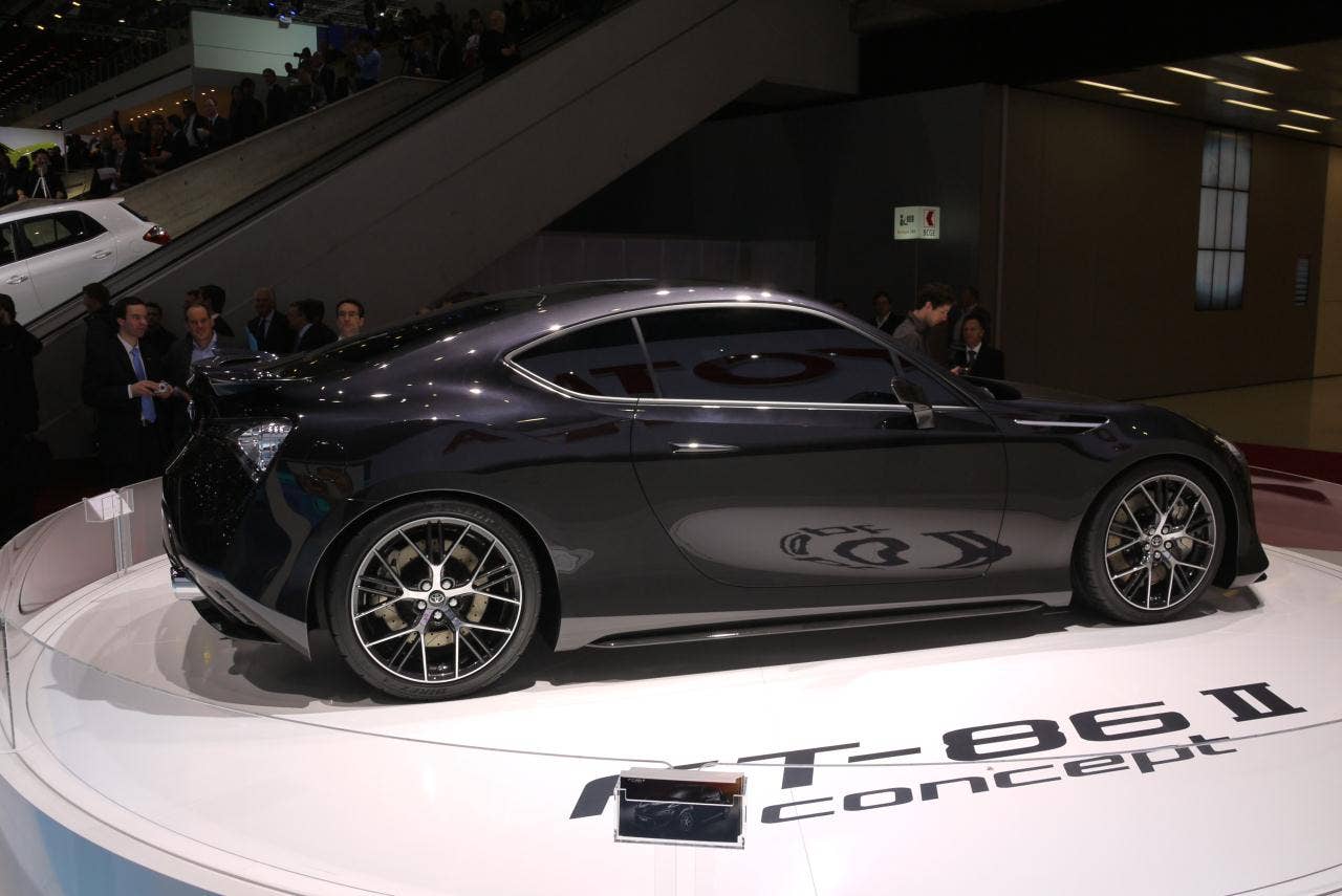 Toyota FT-86 II Concept: Geneva 2011