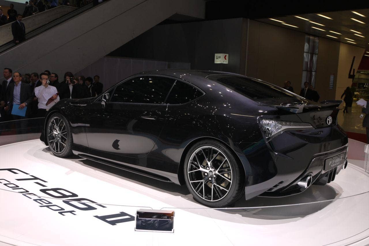 Toyota FT-86 II Concept: Geneva 2011
