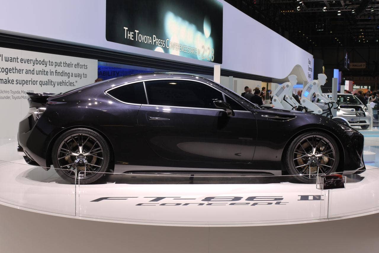 Toyota FT-86 II Concept: Geneva 2011