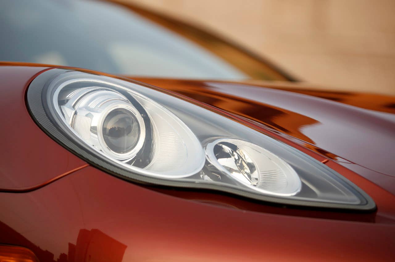 2011 Porsche Panamera V6 headlight