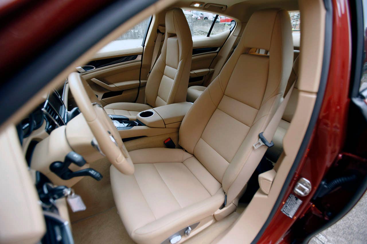 2011 Porsche Panamera V6 front seats