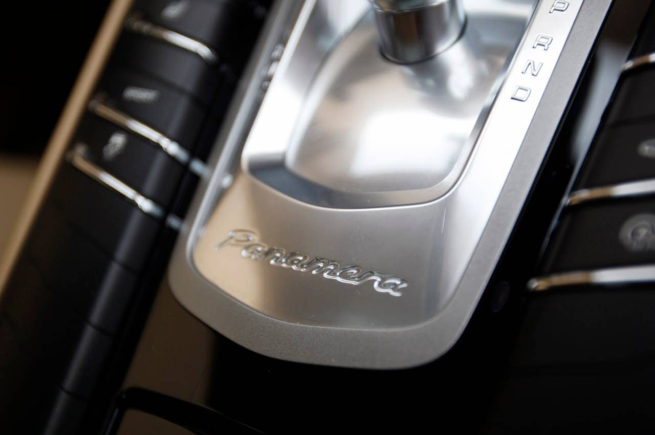 2011 Porsche Panamera V6 badge