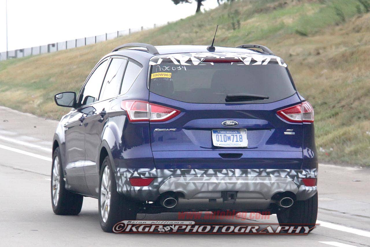 Lincoln MKD Spy Shots rear 3/4