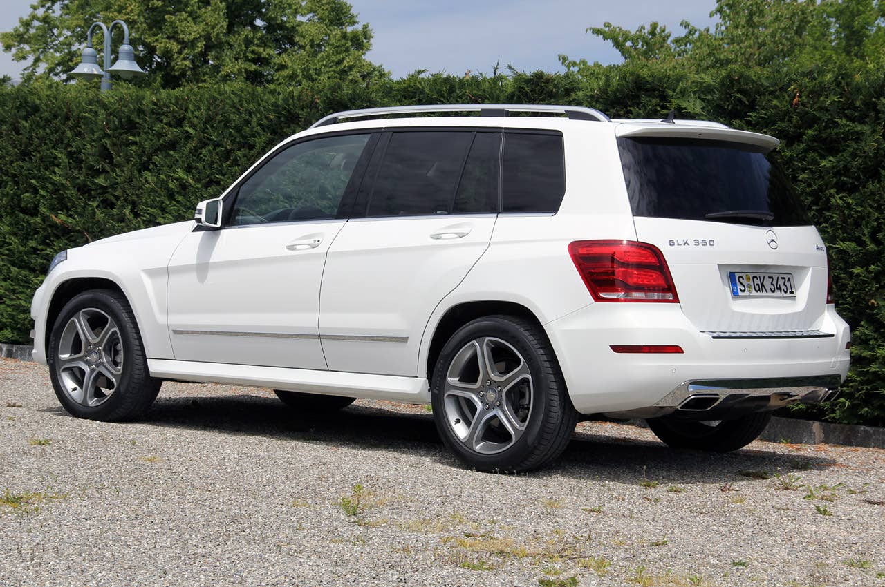 2013 Mercedes-Benz GLK rear 3/4 view