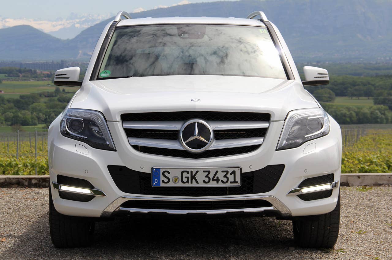 2013 Mercedes-Benz GLK front view