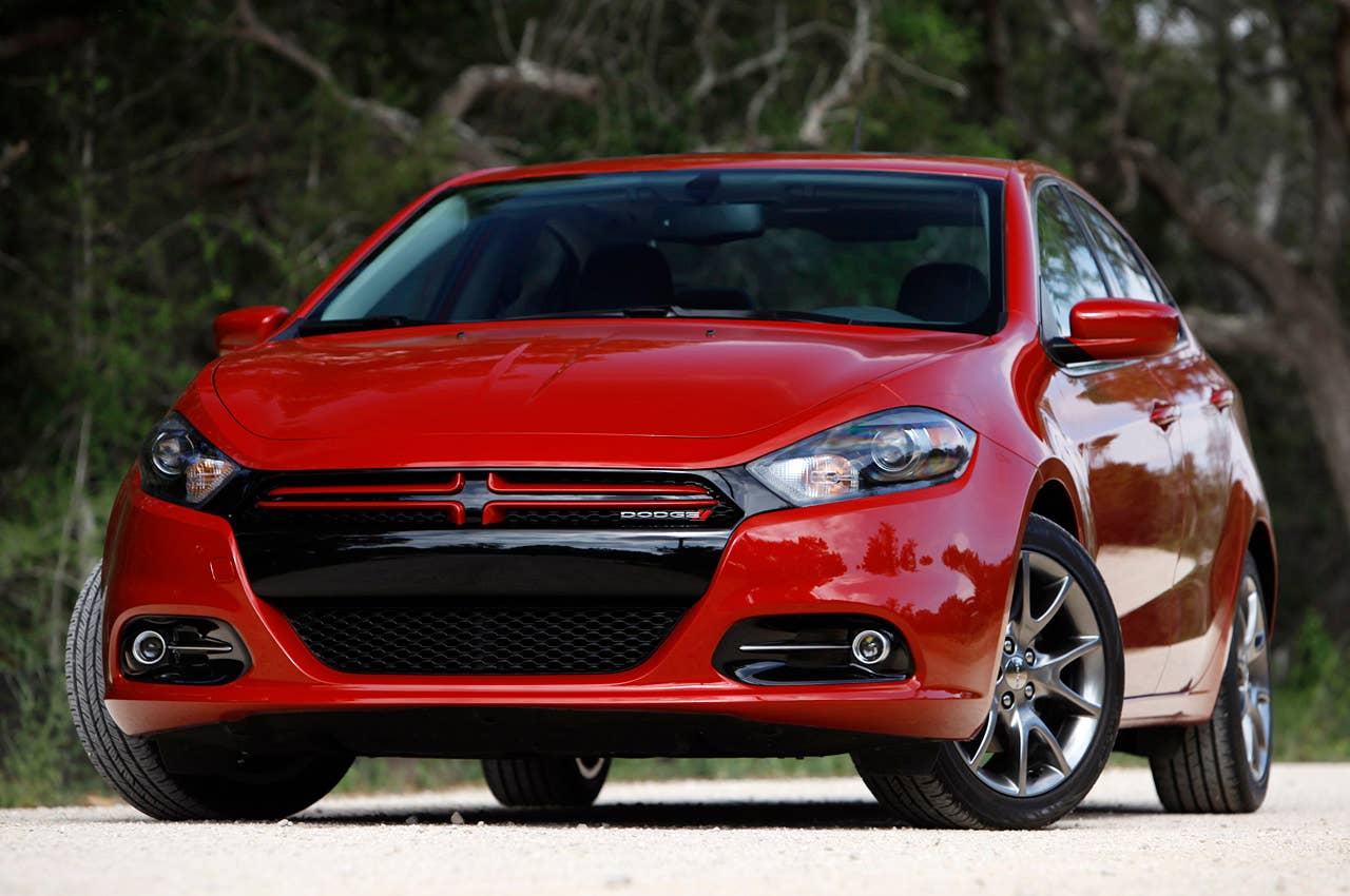 2013 Dodge Dart front 3/4 view
