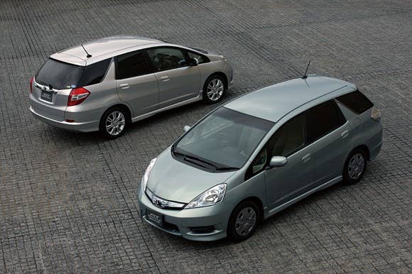 Honda Fit Shuttle goes on sale in Japan in gas and hybrid spec