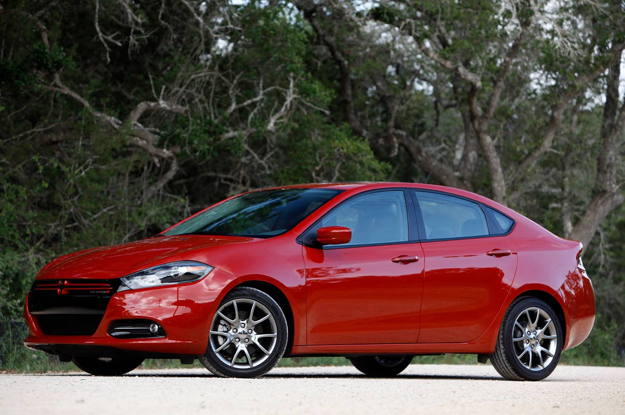 2013 Dodge Dart front 3/4 view