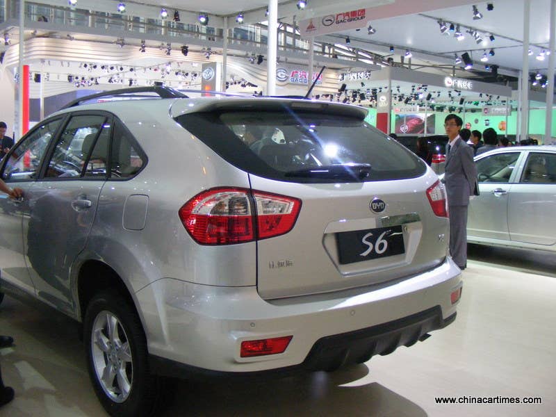 BYD S6 DM