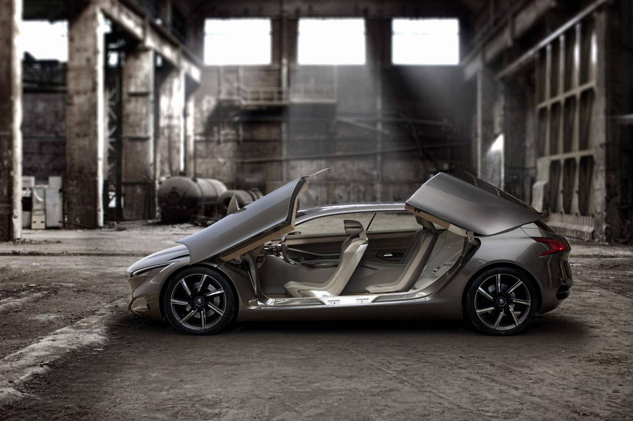 Peugeot HX1 Concept doors open