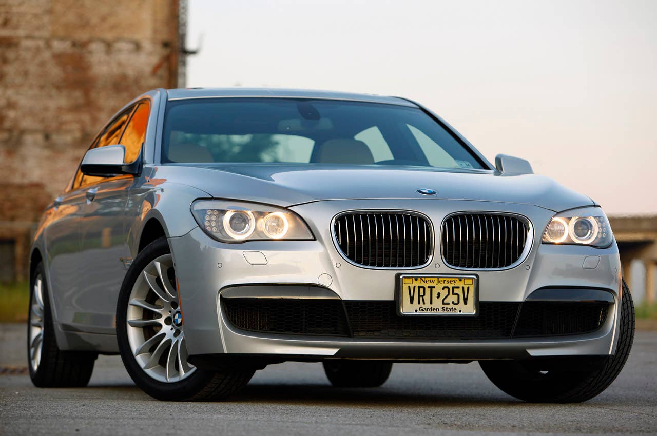 2011 BMW 740Li front 3/4 view