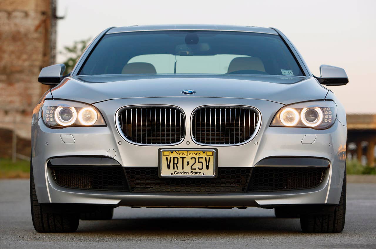 2011 BMW 740Li front view