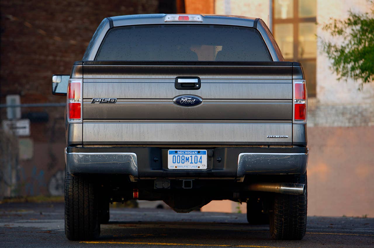 2011 Ford F-150 4x4 SuperCrew rear view