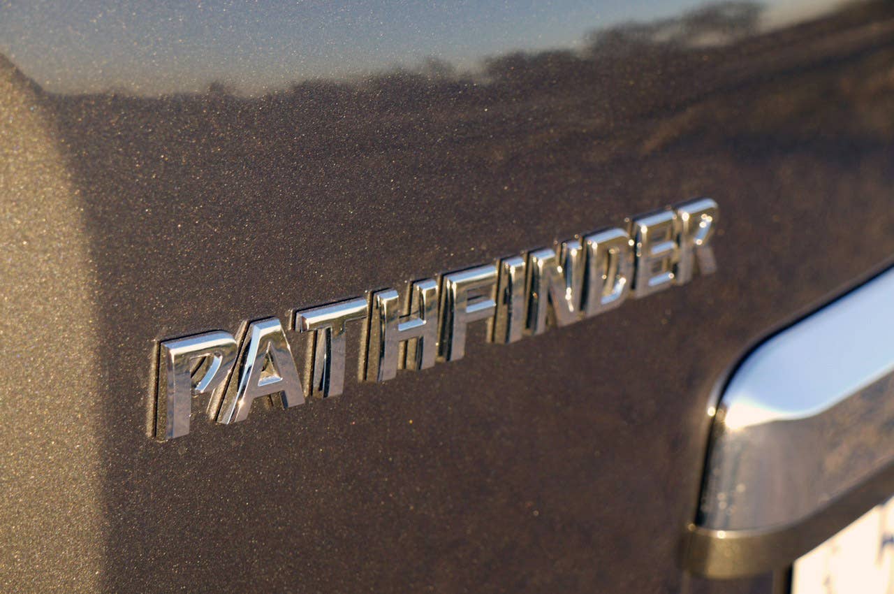 2011 Nissan Pathfinder badge