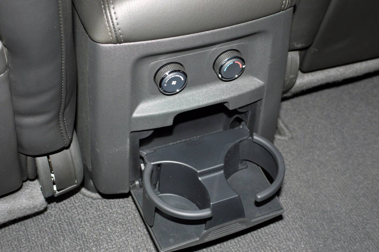 2011 Nissan Pathfinder rear seat cupholders