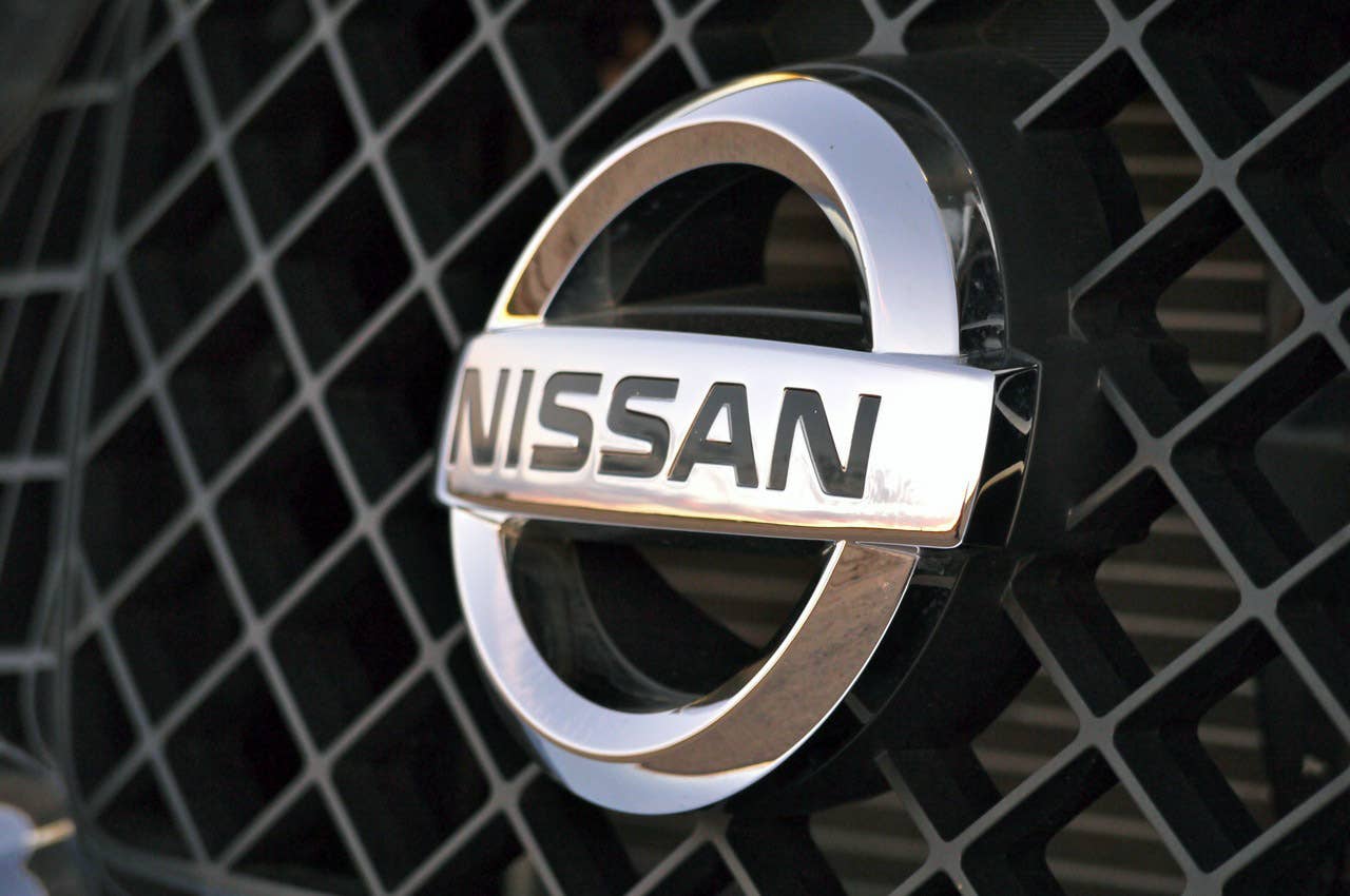 2011 Nissan Pathfinder logo