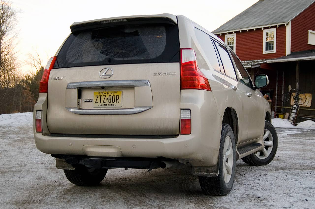 2011 Lexus GX 460 rear 3/4 view