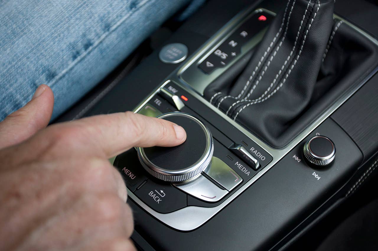 2013 Audi A3 MMI control knob