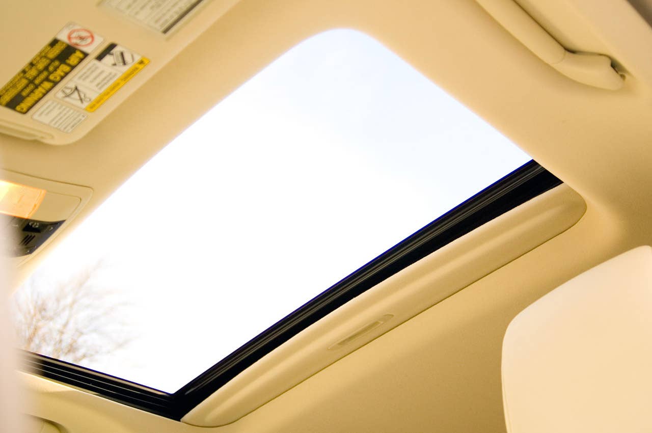 2011 Lexus GX 460 sunroof
