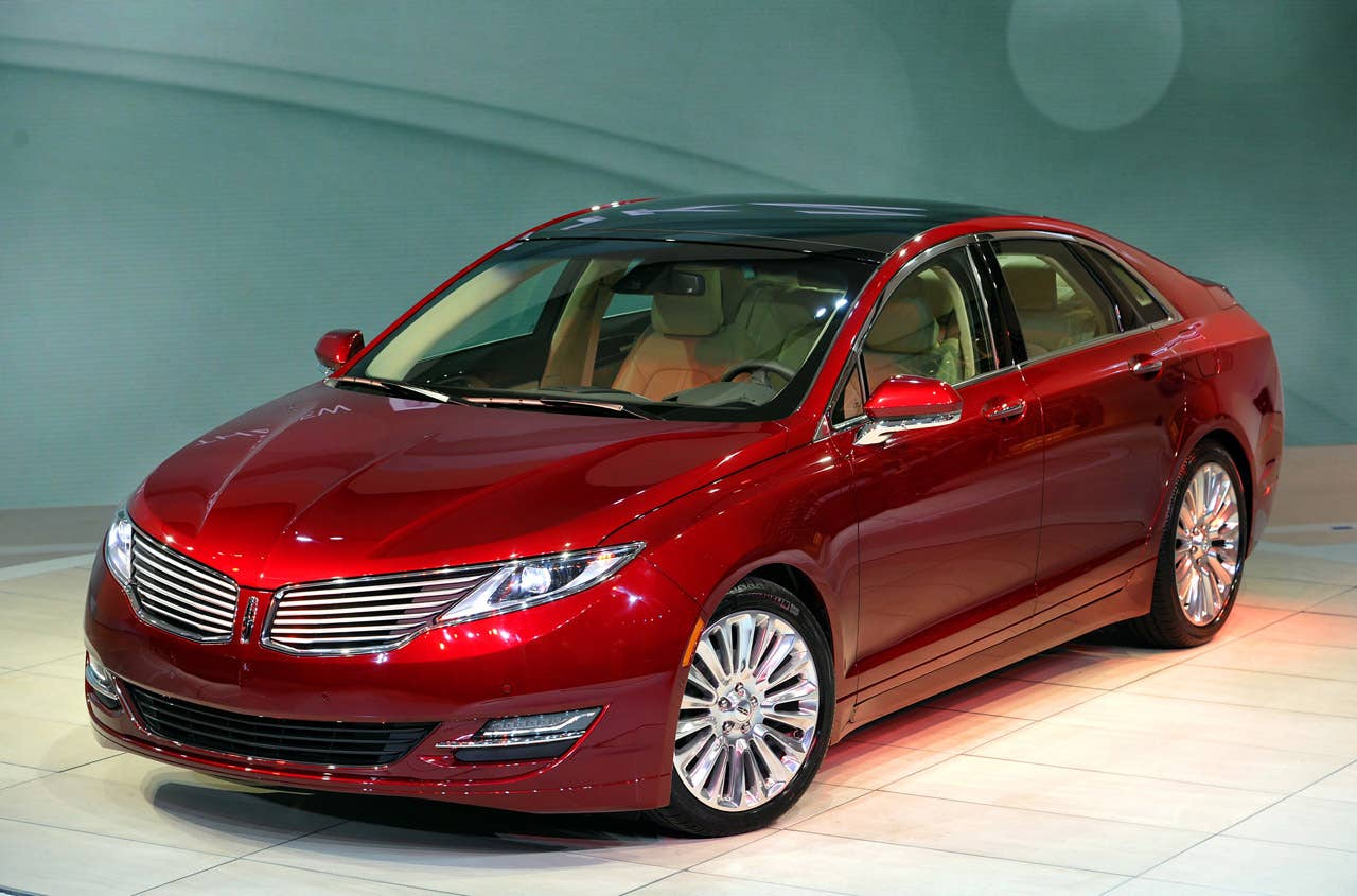 NEW YORK, NY., April 4, 2012--Lincoln shows the first of a new range of products with the introduction the all new 2013 MKZ at the New York International Auto Show. Photo by: Sam VarnHagen/Ford Motor Co.