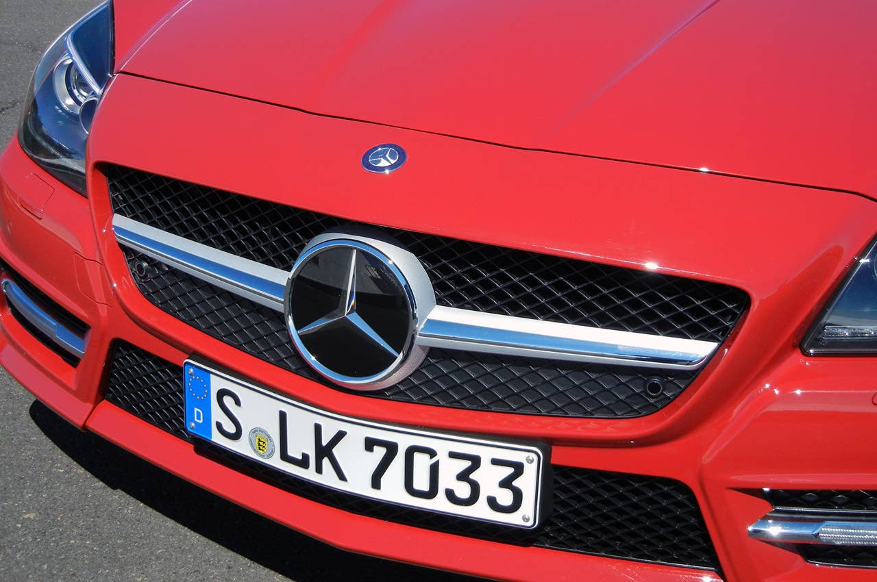2012 Mercedes-Benz SLK grille