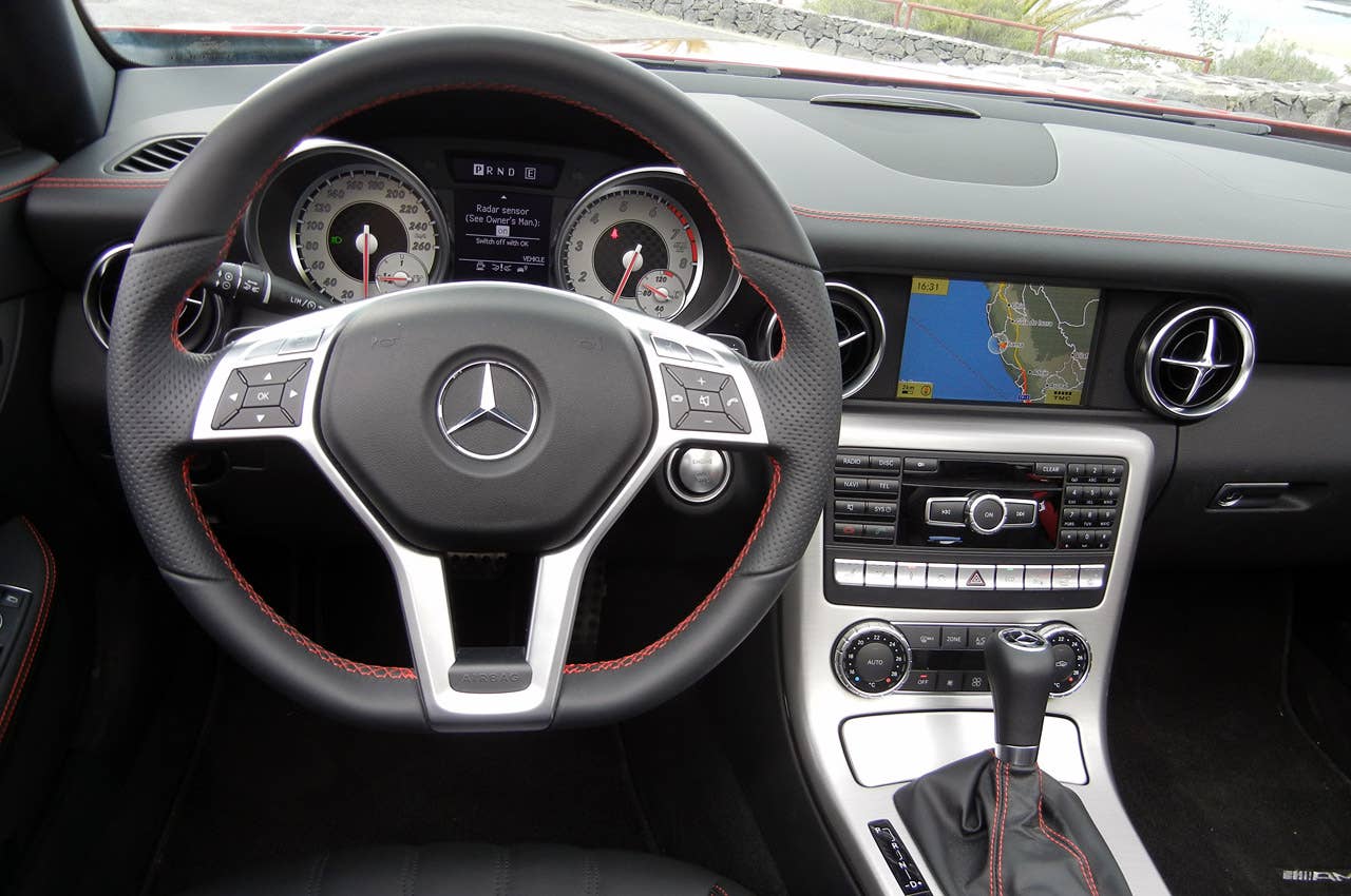 2012 Mercedes-Benz SLK steering wheel