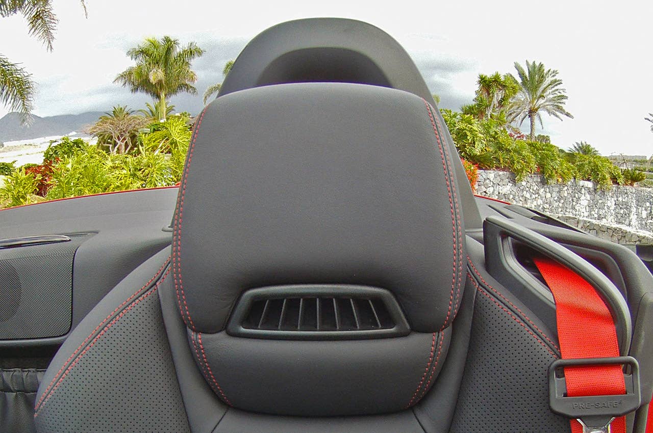 2012 Mercedes-Benz SLK headrest