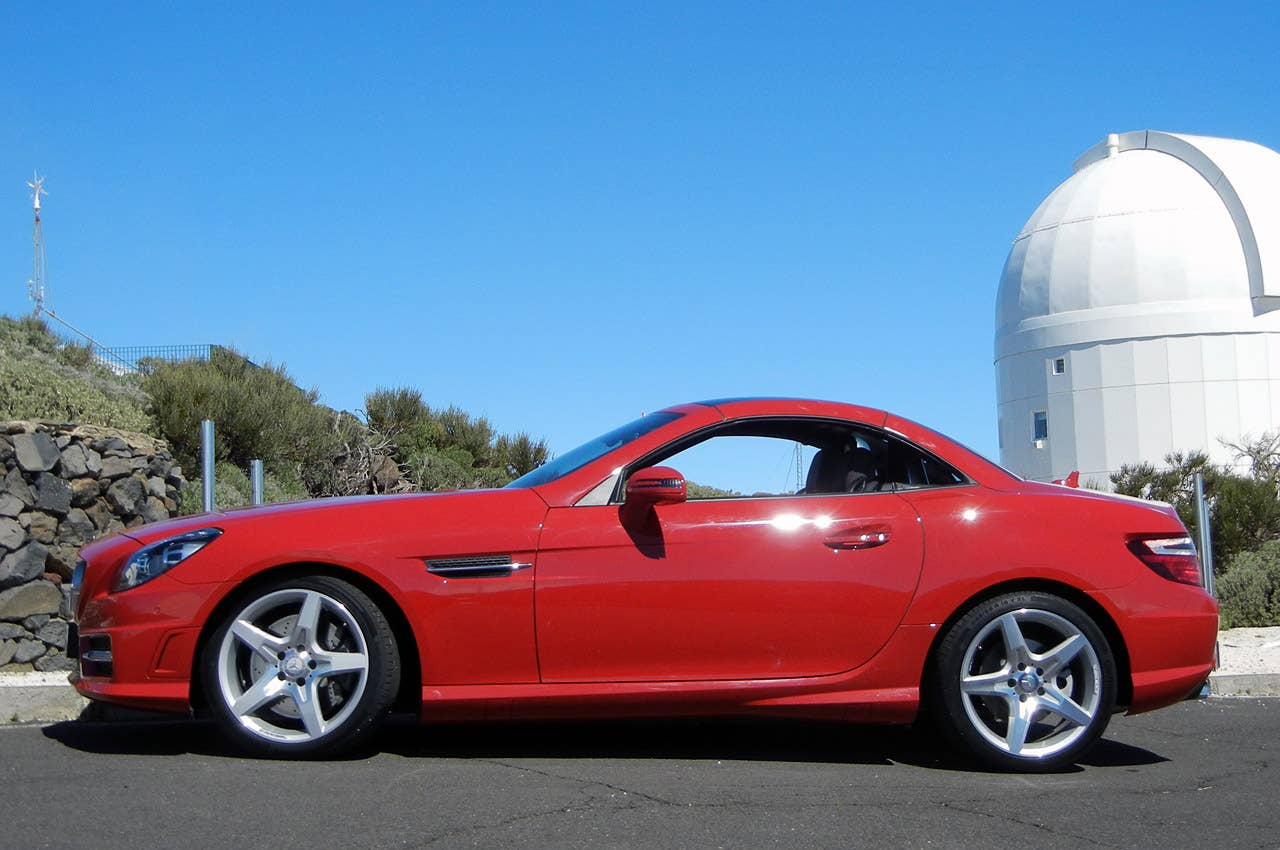 2012 Mercedes-Benz SLK side view