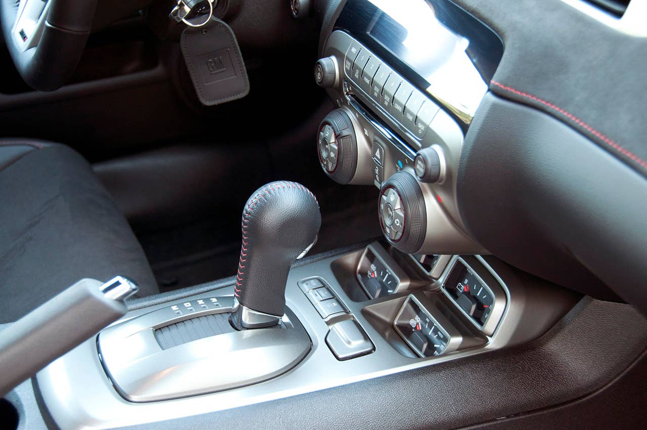 2012 Chevrolet Camaro ZL1 shifter