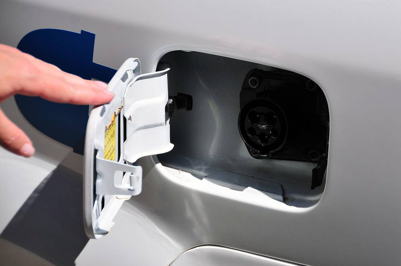 2012 Coda Sedan charging port