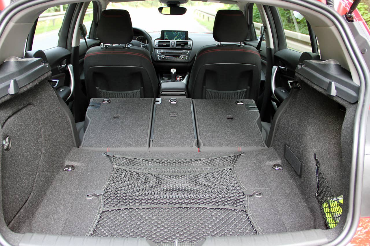 2012 BMW 1 Series Five-Door rear cargo area