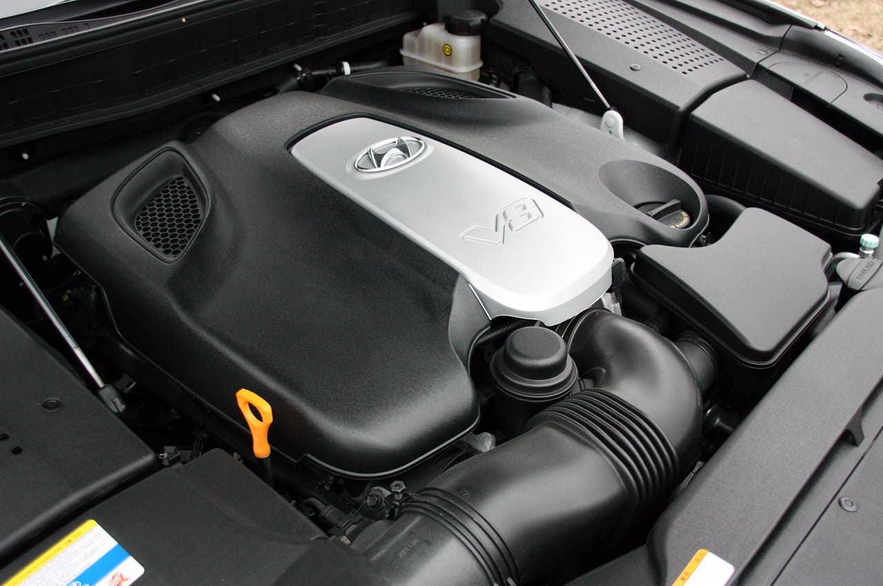 2011 Hyundai Equus Ultimate engine