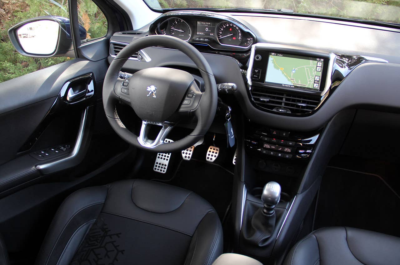 2012 Peugeot 208 interior