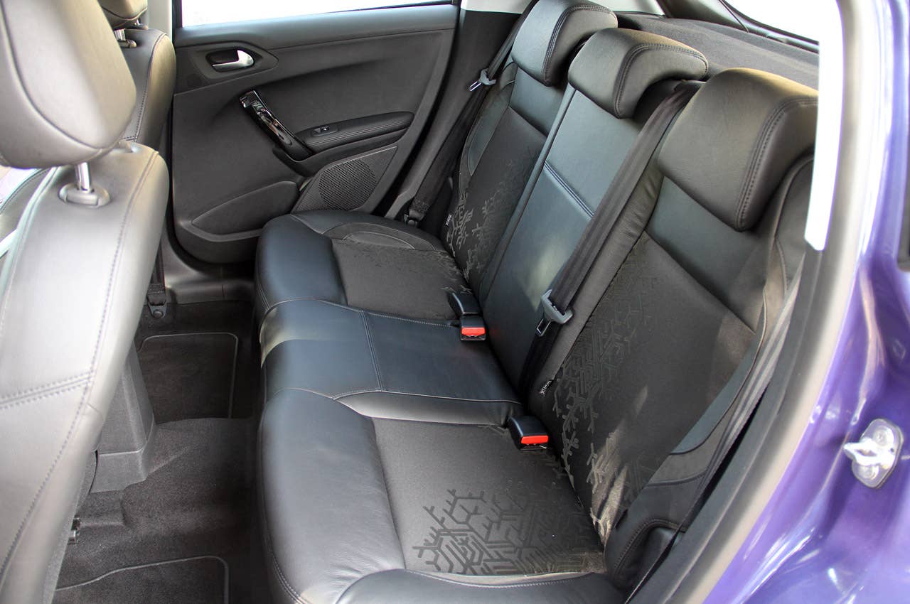 2012 Peugeot 208 rear seats
